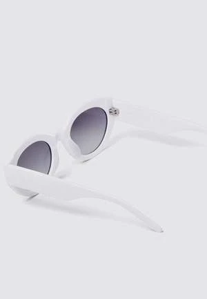 AKILAX Vashtie Abstract Sunglasses - White/Black 5 AKILAX Vashtie Abstract Sunglasses - White/Black - Image 3