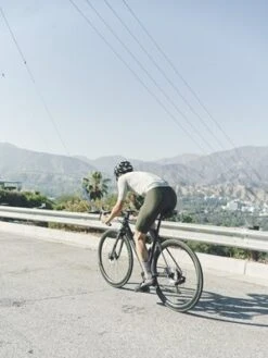 Universal ColoursCanopy Mono Bib Short - Green -Patagonia Clothing Shop Canopy Green Mono Bib Short 20210716015946 3