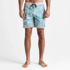 Roark RevivalChiller Boardshorts 17