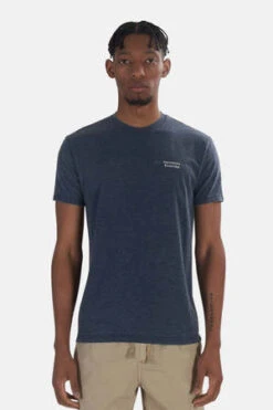Blue&CreamHamptons Essential Tee - Navy
