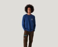 OstryaLynx Long Sleeve Qui-Tee - Navy -Patagonia Clothing Shop Lynx Long Sleeve qui Tee in Navy 20231101030845 2