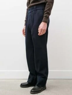 Margaret HowellCotton Wool Drill Side Cinch Trouser - Ink 9 Margaret HowellCotton Wool Drill Side Cinch Trouser - Ink -Patagonia Clothing Shop MHL Side Cinch Trouser Cotton Wool Drill Ink 20230923082818 2