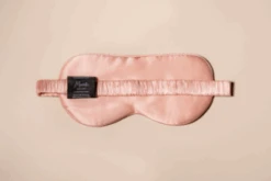 MurakiMURAKI 100% MULBERRY SILK EYE MASK - PEARL PINK BIRD PRINTED -Patagonia Clothing Shop MURAKI 100 MULBERRY SILK EYE MASK PEARL PINK BIRD PRINTED 20211109195830 1