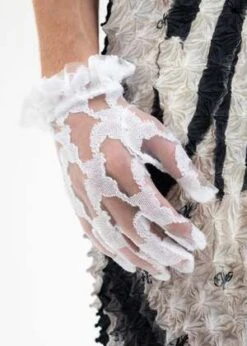 MASUMasu Angel Lace Gloves - White -Patagonia Clothing Shop Masu Angel Lace Gloves White 20230823105231 2
