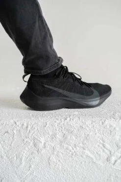 NikeVapor Street Flyknit Black 12