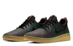 NikeSB Nyjah Free Premium Camo AO0805 900 Shoes - Multi-Color/Gum Light Brown-Black