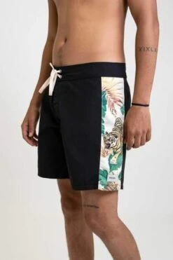 RhythmPalm Trunk - Black