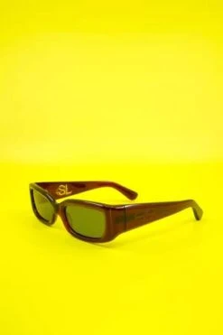 SECOND/LAYERRed Vega Sunglasses - Brown -Patagonia Clothing Shop Red Vega Sunglasses 20230521010426 1