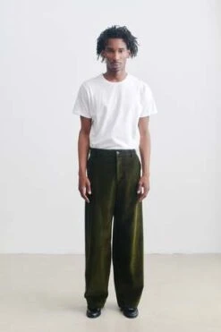 A Kind Of GuiseVali Chino Corduroy - Olive